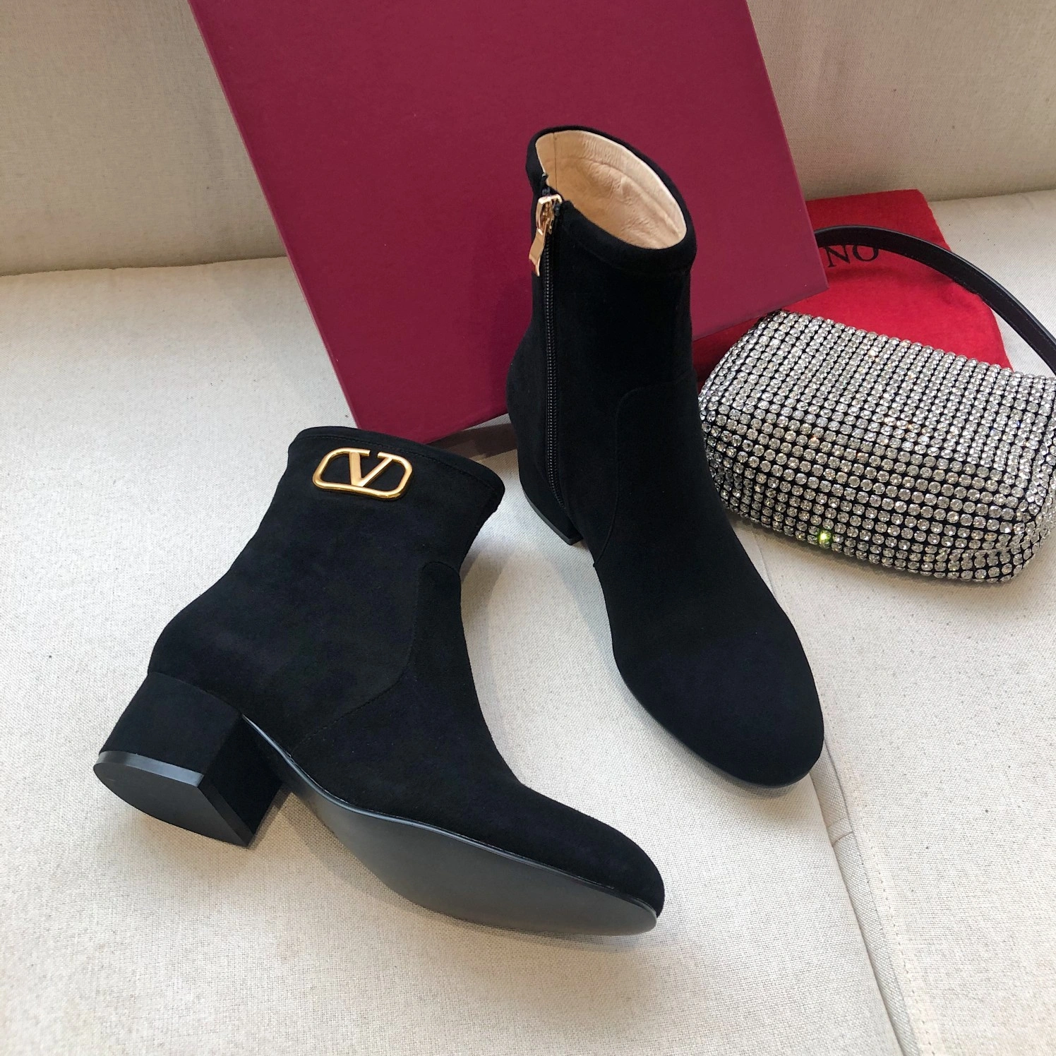 Affordable 4660 Valentino Boots For Women