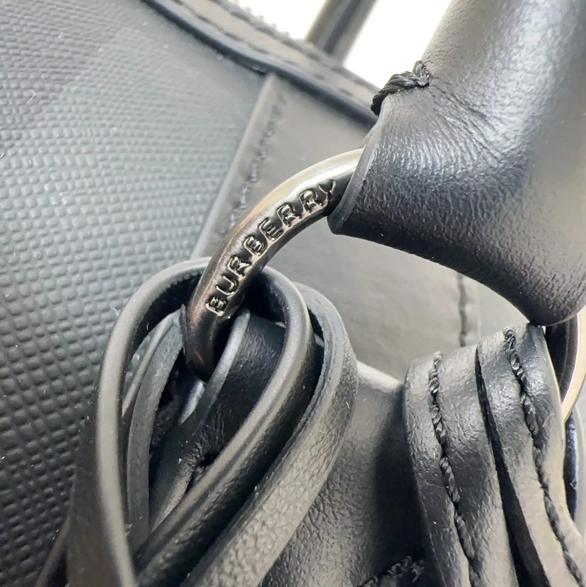 Affordable 4685 Burberry Travel Bags