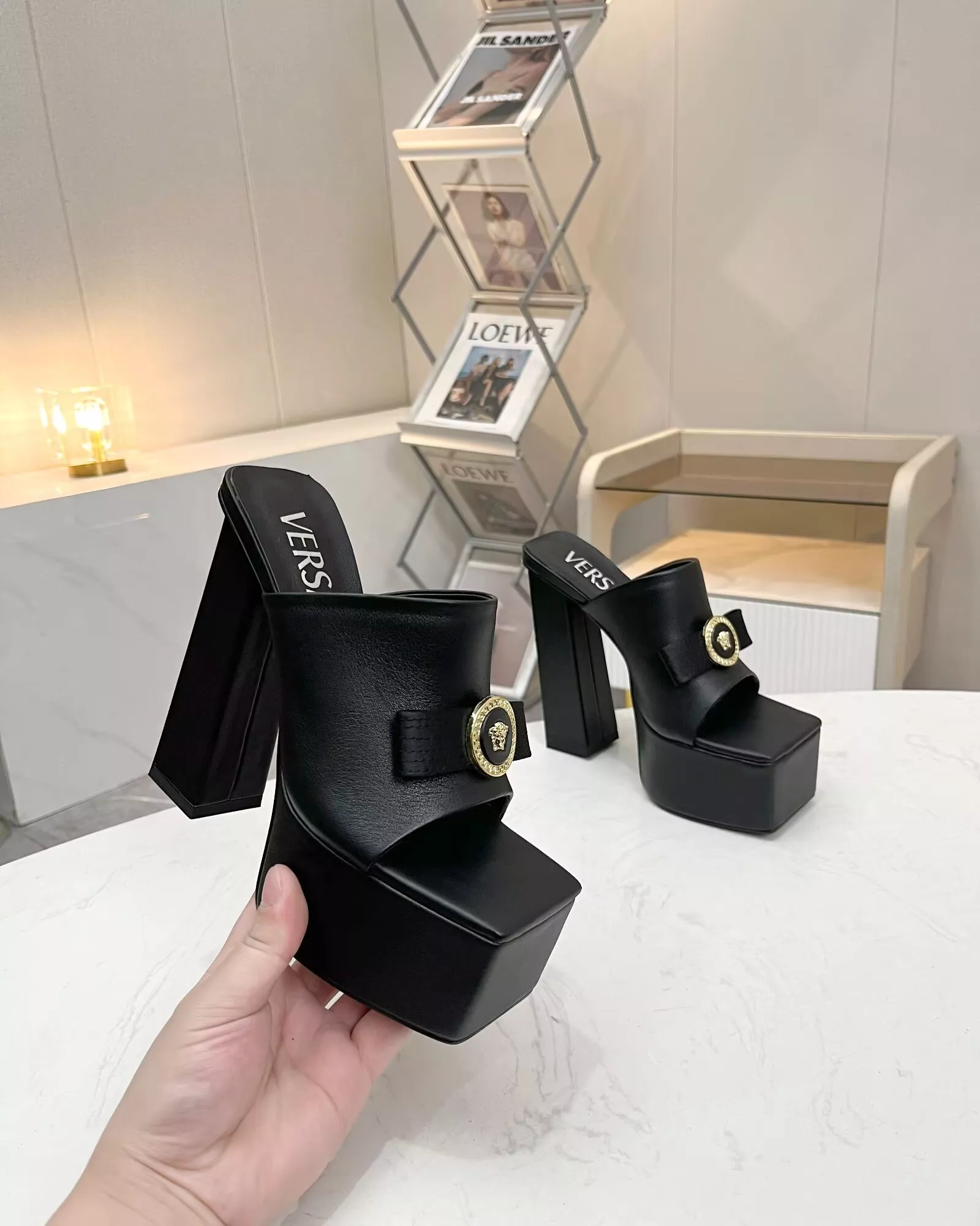 Affordable 4851 Versace Slippers For Women