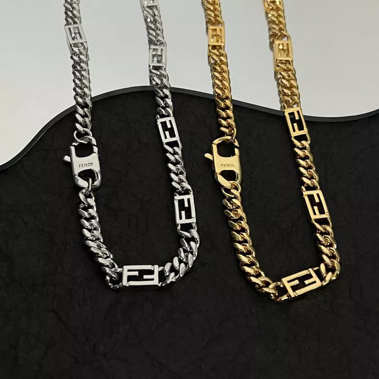 Affordable 4947 Fendi Necklaces