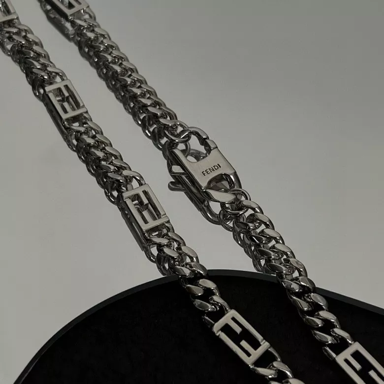 Affordable 4947 Fendi Necklaces