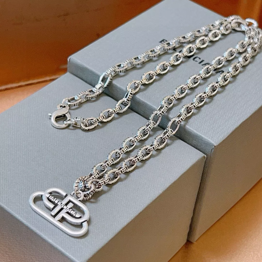Affordable 4979 Balenciaga Necklaces