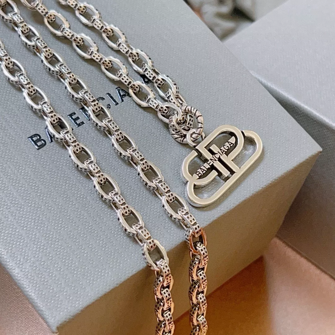 Affordable 4979 Balenciaga Necklaces