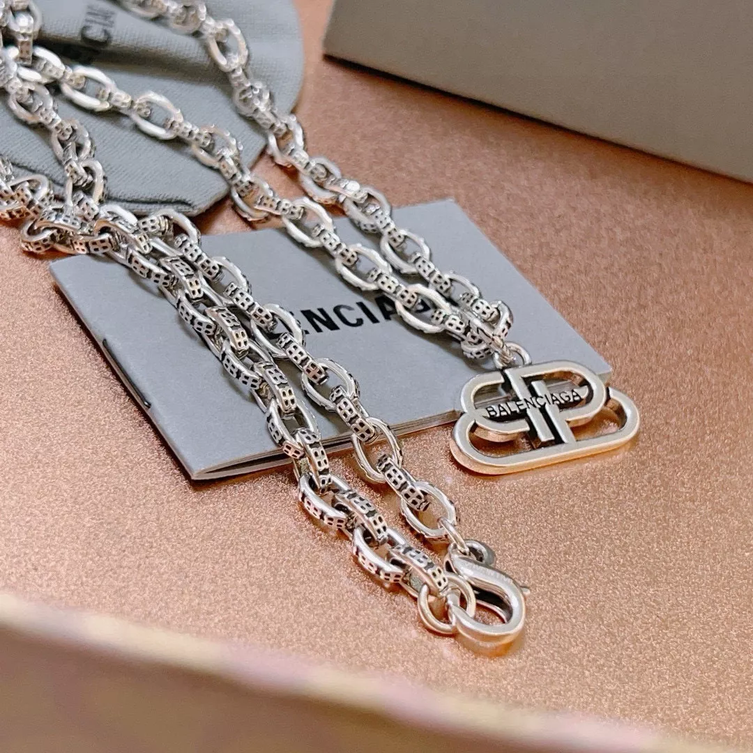 Affordable 4979 Balenciaga Necklaces