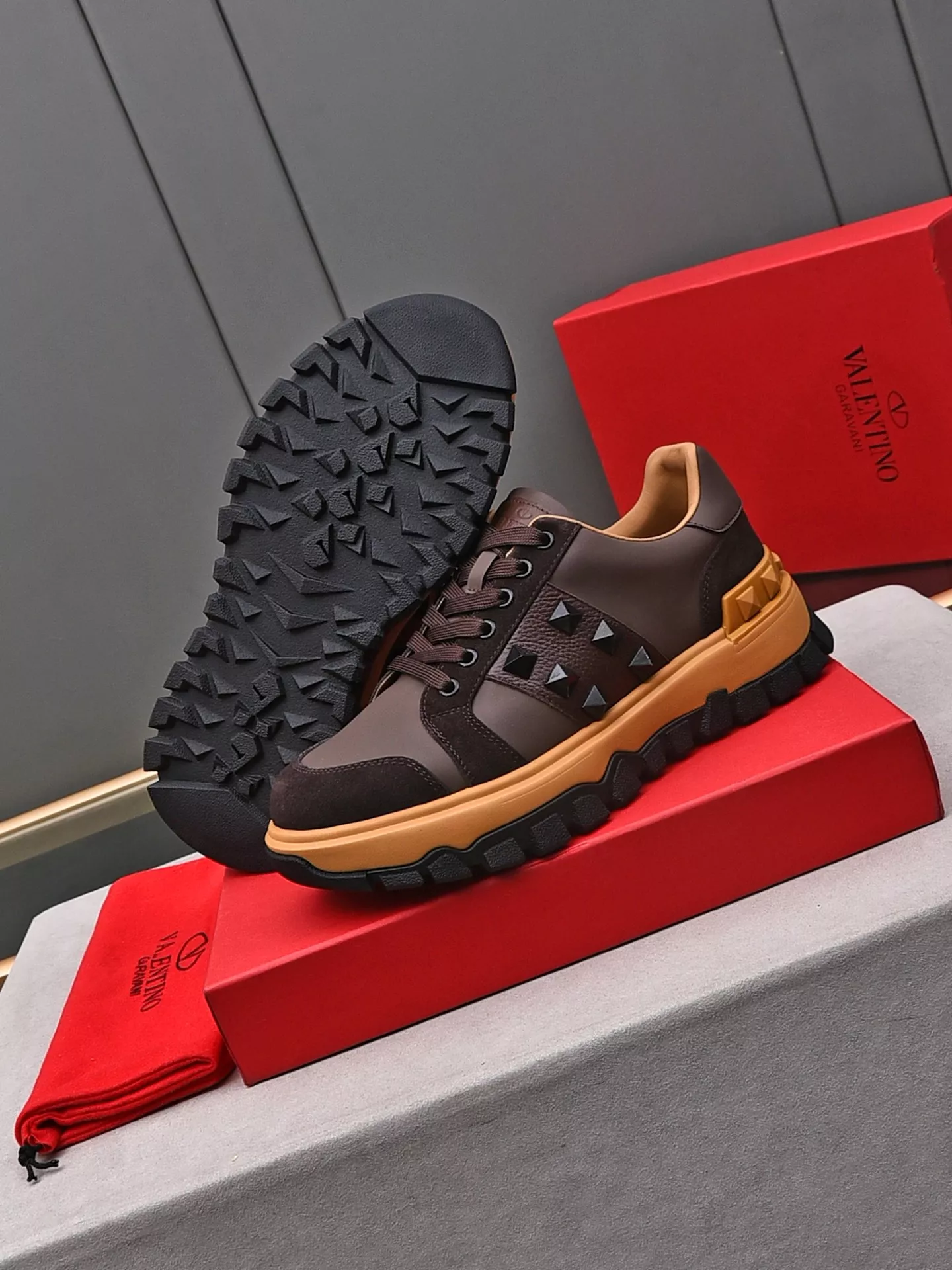 Affordable 5136 Valentino Casual Shoes For Men