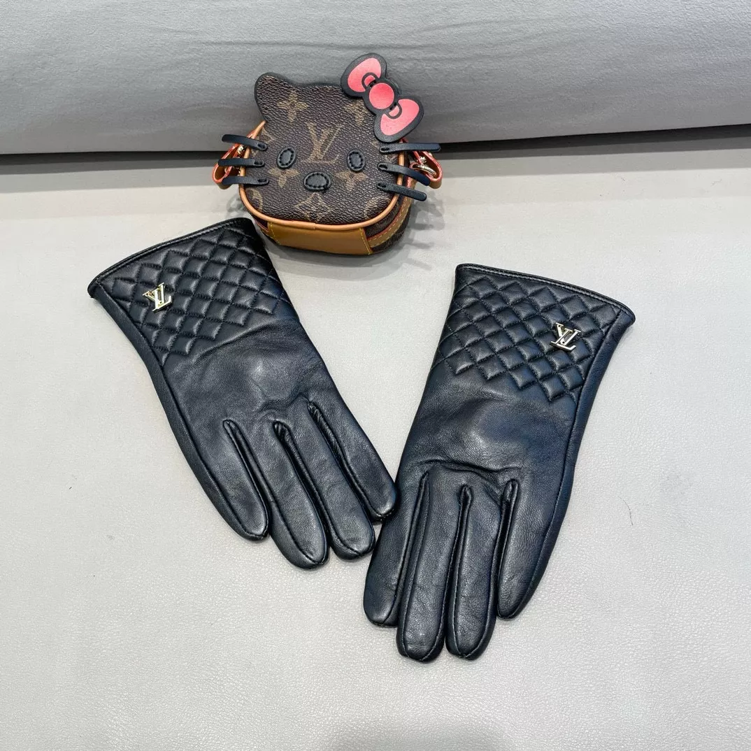 Affordable 5220 Louis Vuitton LV Gloves For Women