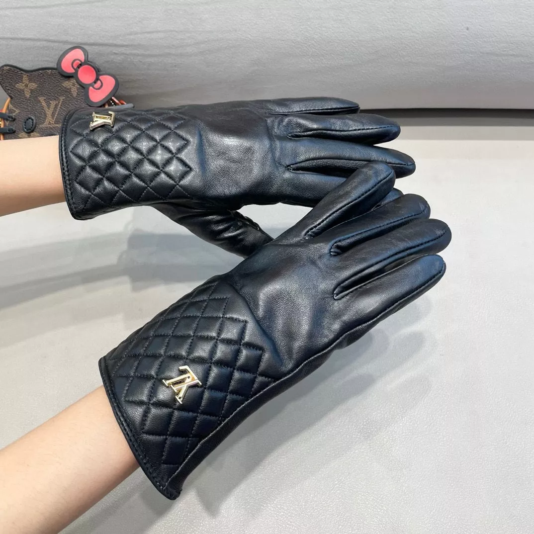 Affordable 5220 Louis Vuitton LV Gloves For Women