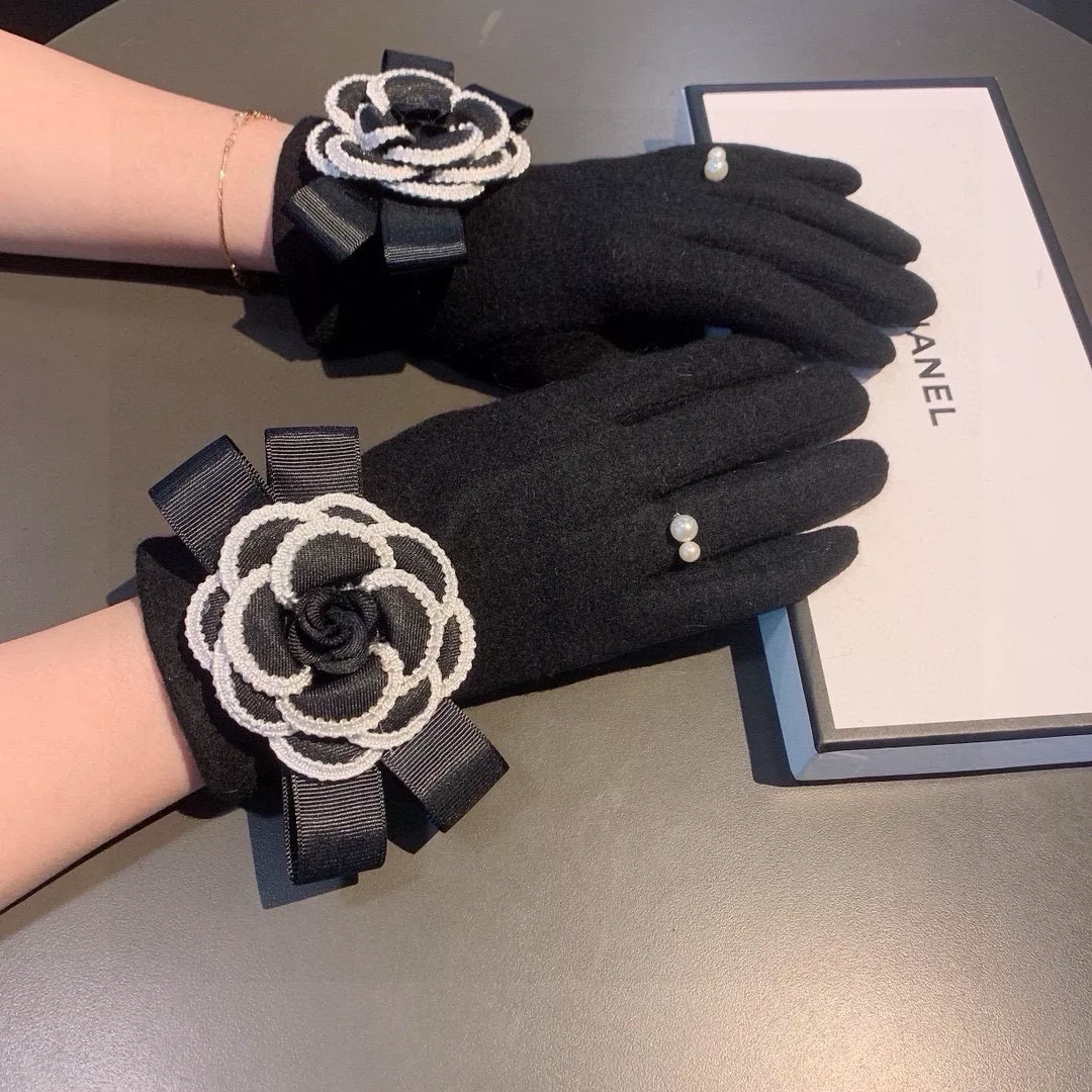 Affordable 5320 Chanel Gloves For Women