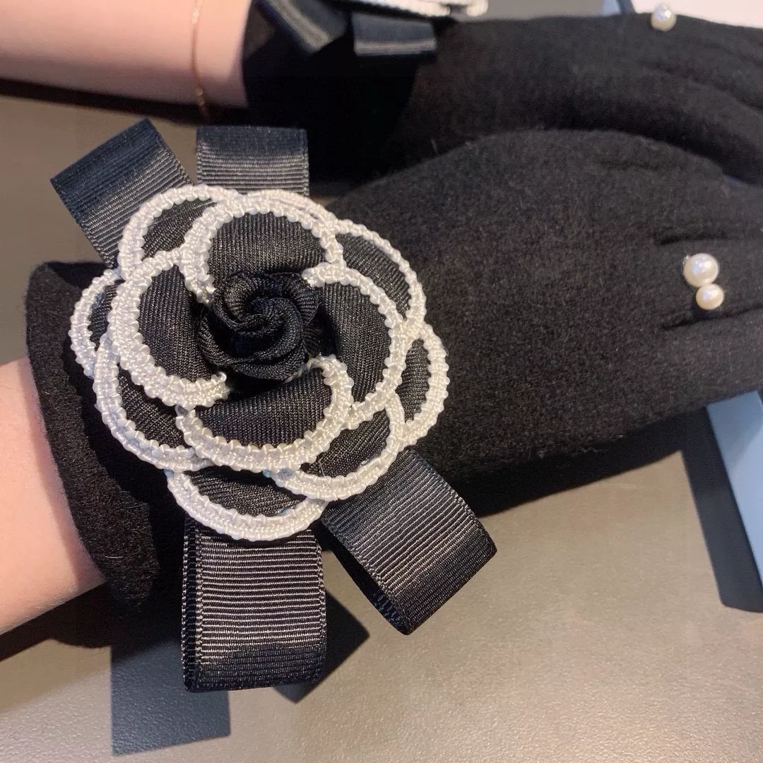 Affordable 5320 Chanel Gloves For Women