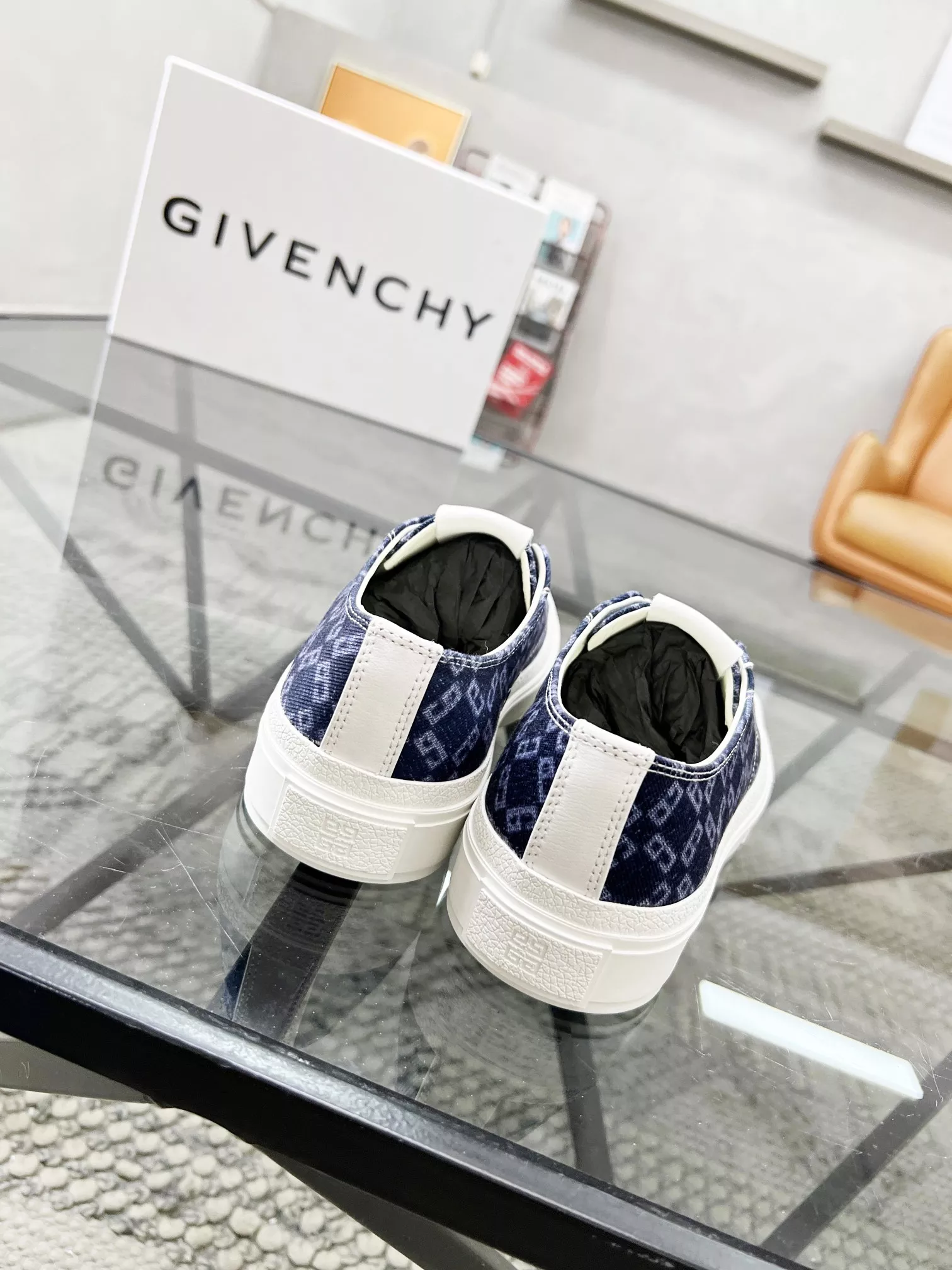 Affordable 5578 Givenchy Casual Shoes For Women