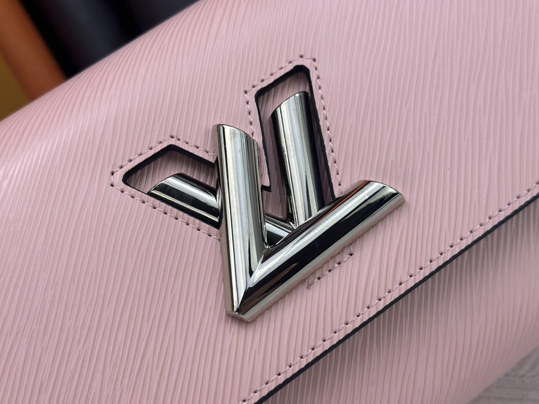 Affordable 5932 Louis Vuitton AAA Quality Messenger Bags For Women