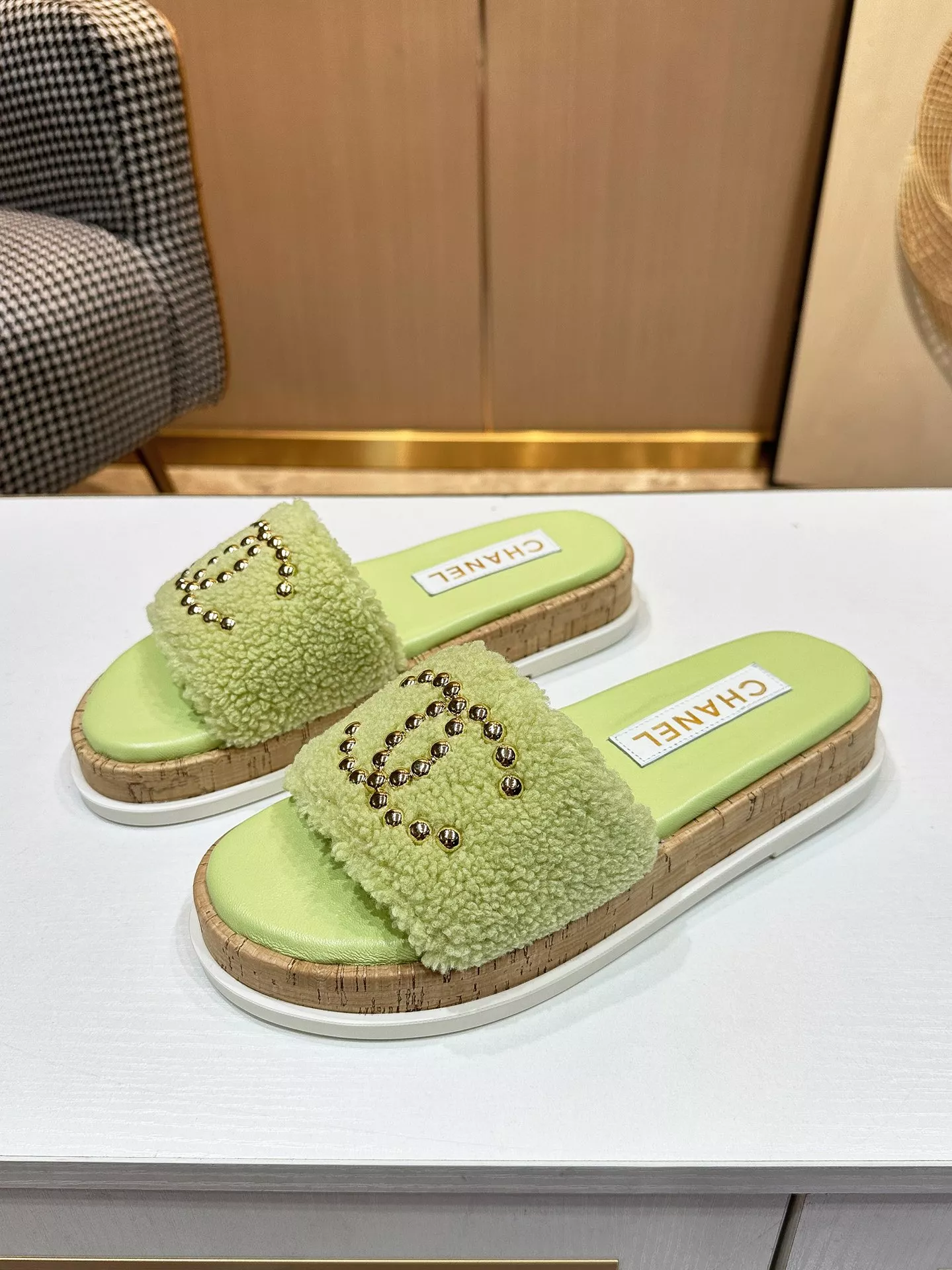 Affordable 6051 Chanel Slippers For Women