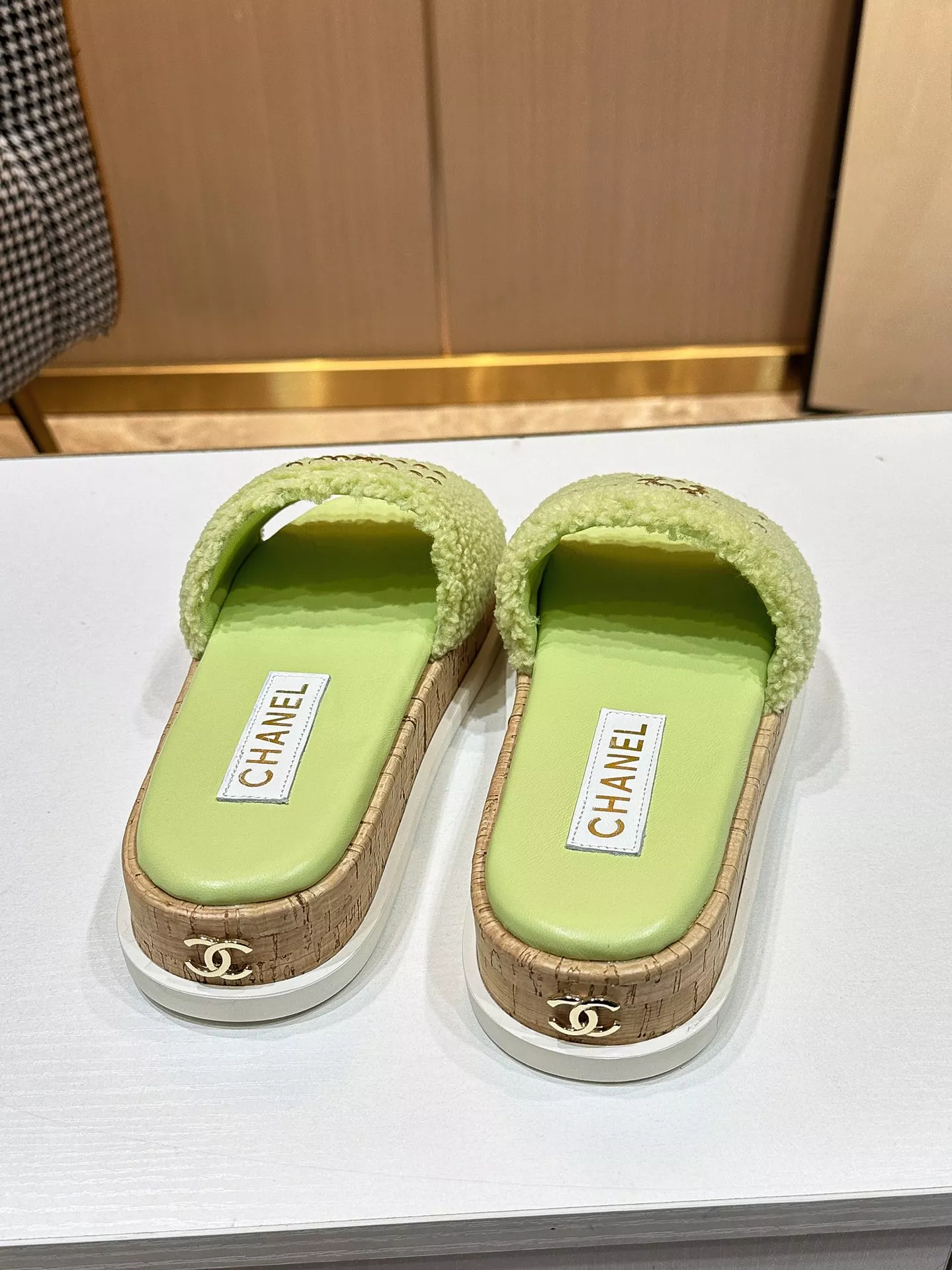 Affordable 6051 Chanel Slippers For Women