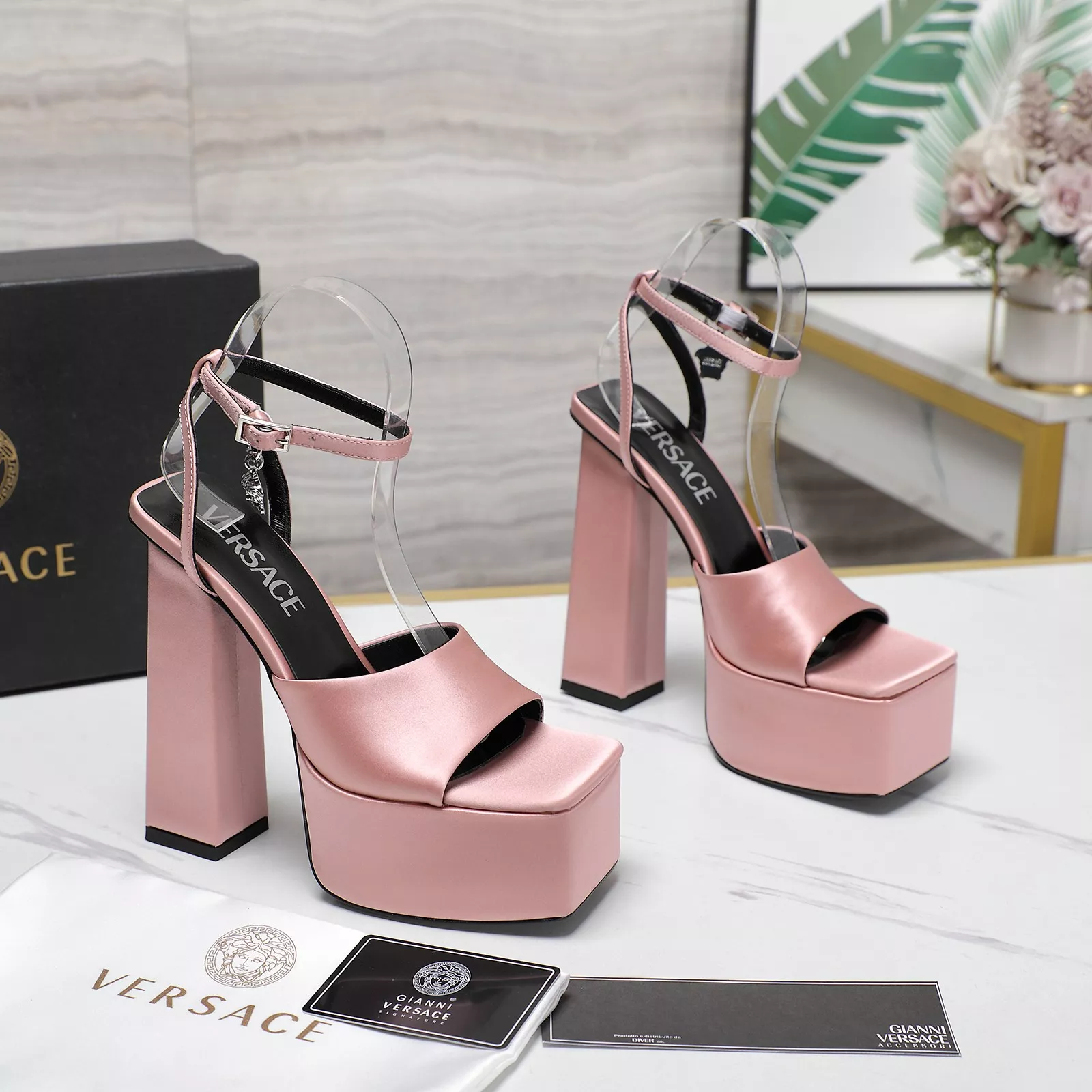Affordable 6756 Versace Sandal For Women