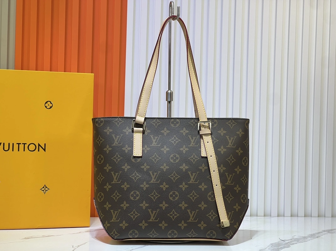 Affordable 7005 Louis Vuitton AAA Quality Shoulder Bags For Women