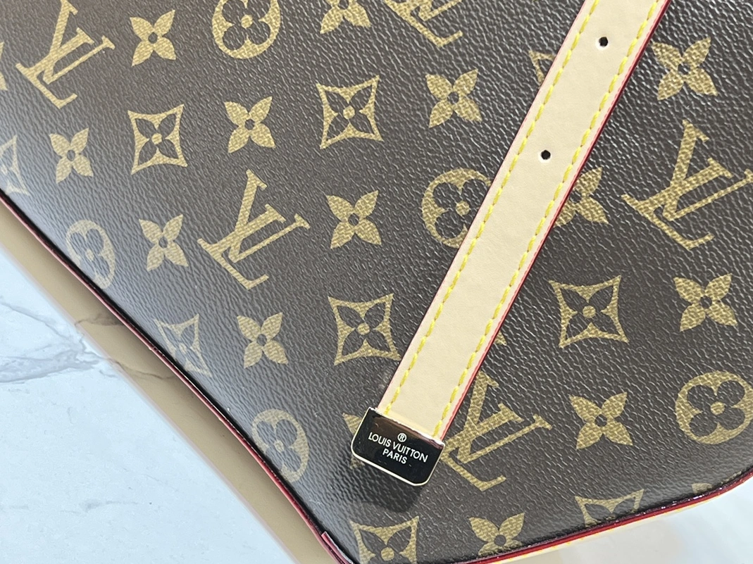 Affordable 7005 Louis Vuitton AAA Quality Shoulder Bags For Women