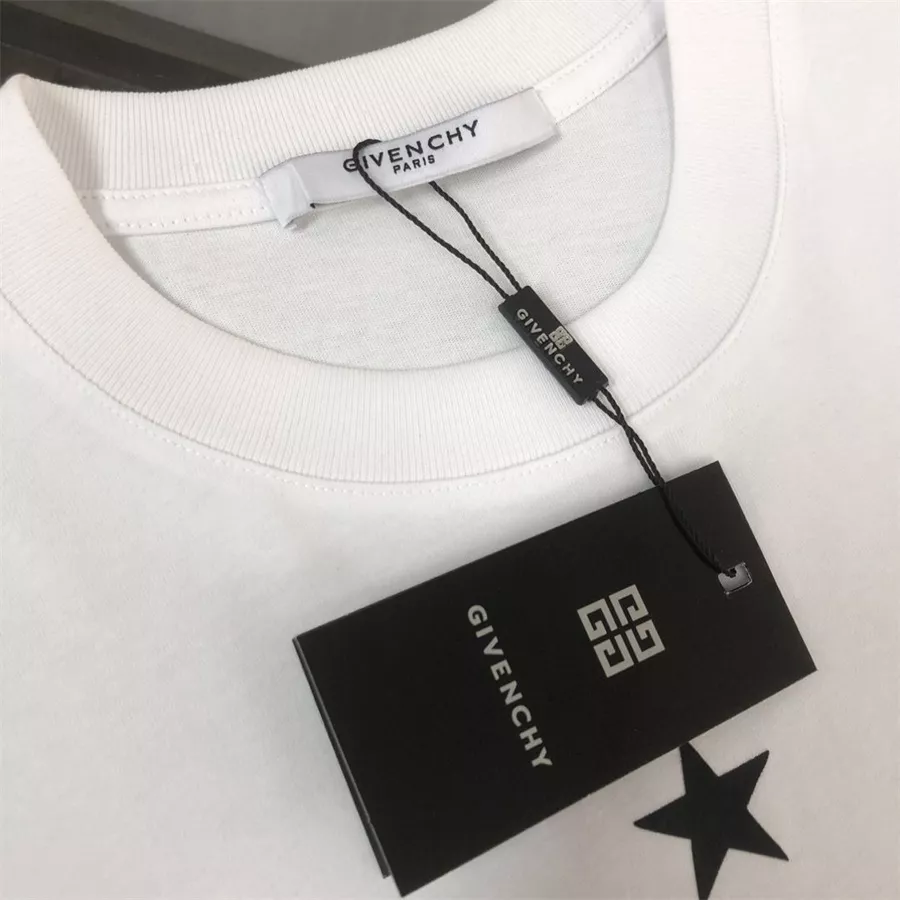 Affordable 7013 Givenchy T-Shirts Short Sleeved For Unisex