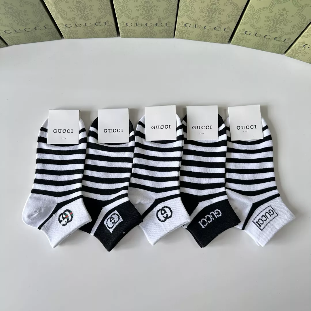 Affordable 7214 Gucci Socks For Unisex