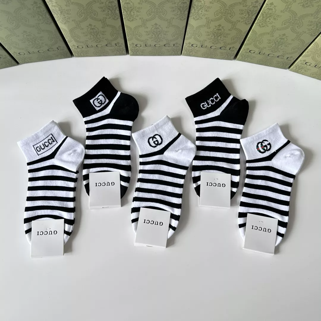 Affordable 7214 Gucci Socks For Unisex
