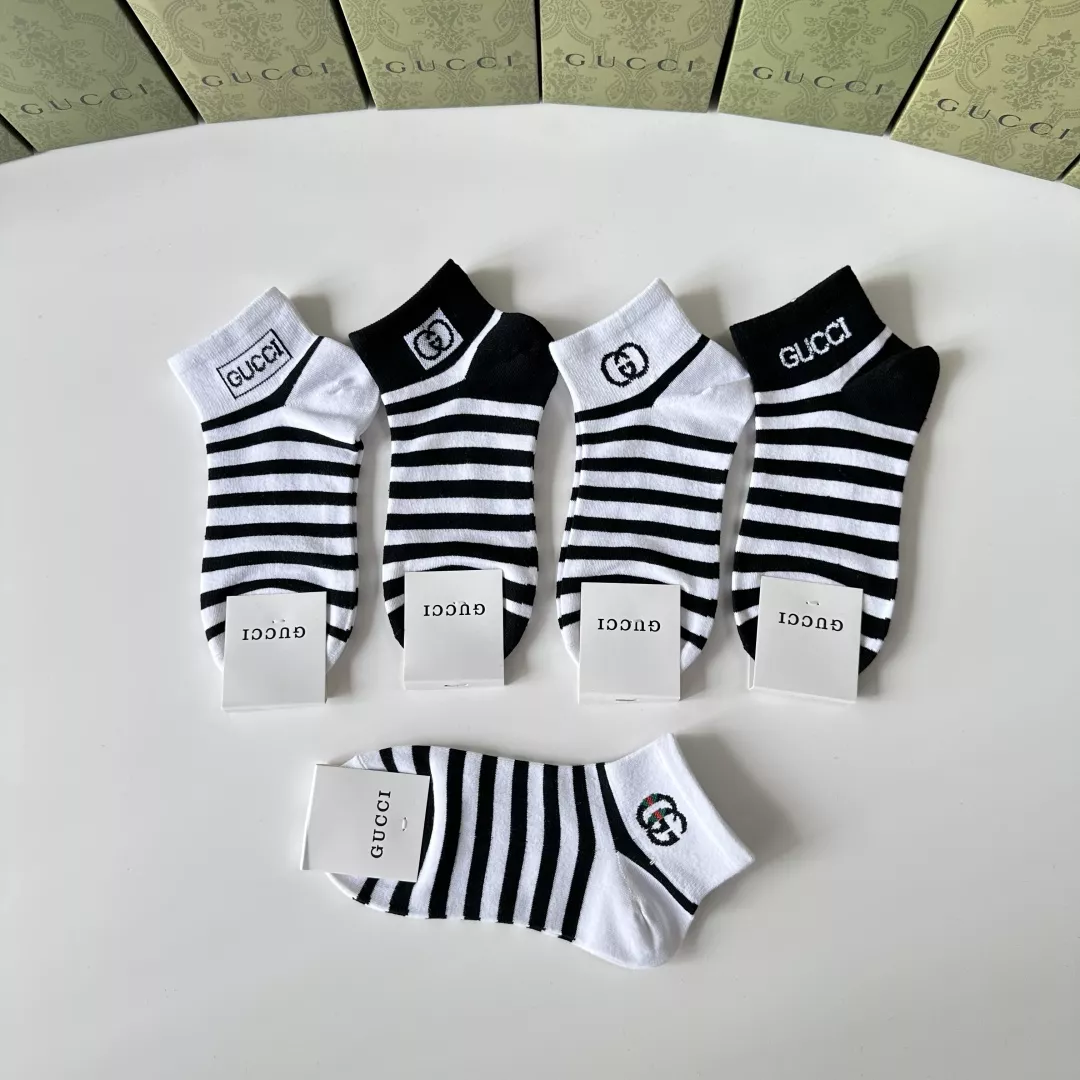 Affordable 7214 Gucci Socks For Unisex