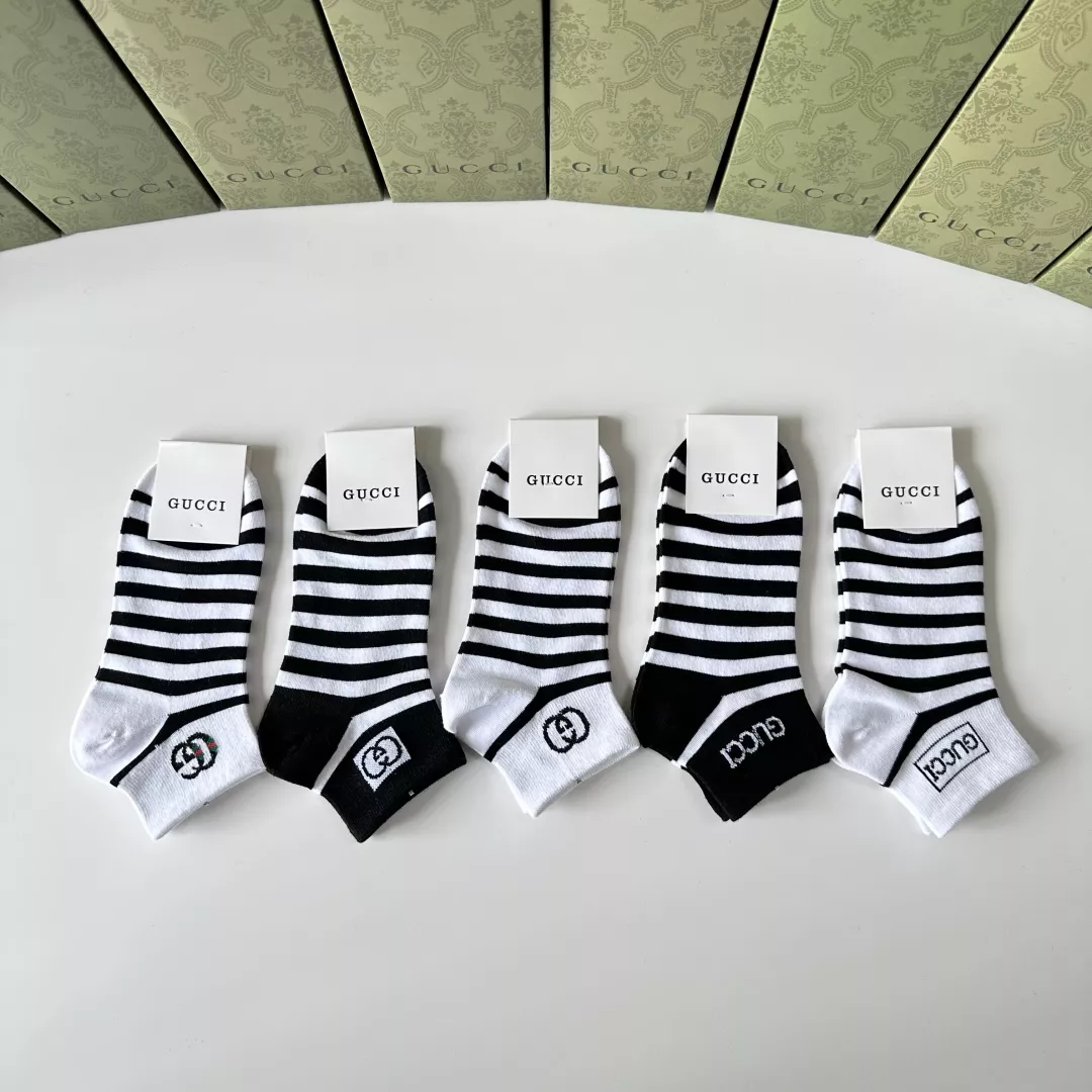 Affordable 7214 Gucci Socks For Unisex