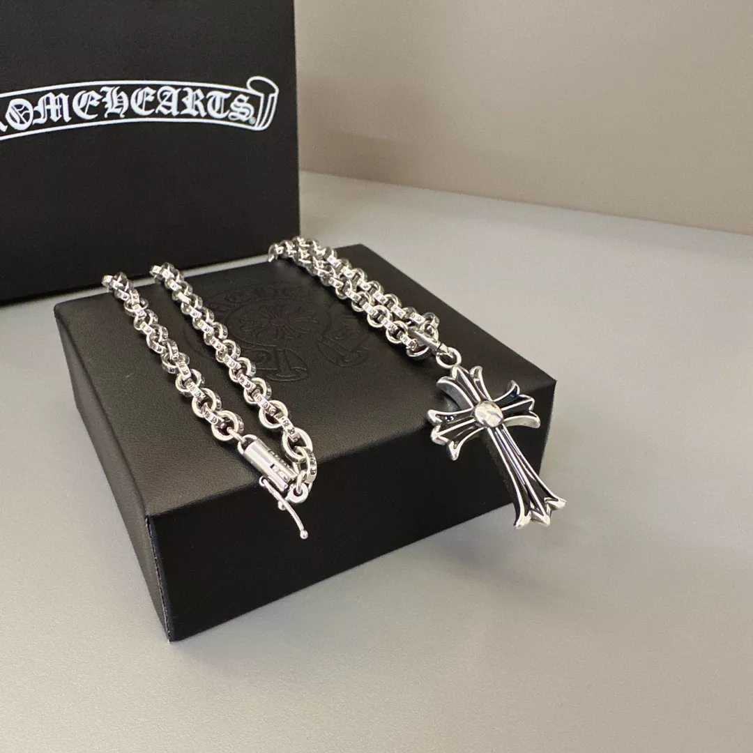 Affordable 7300 Chrome Hearts Necklaces