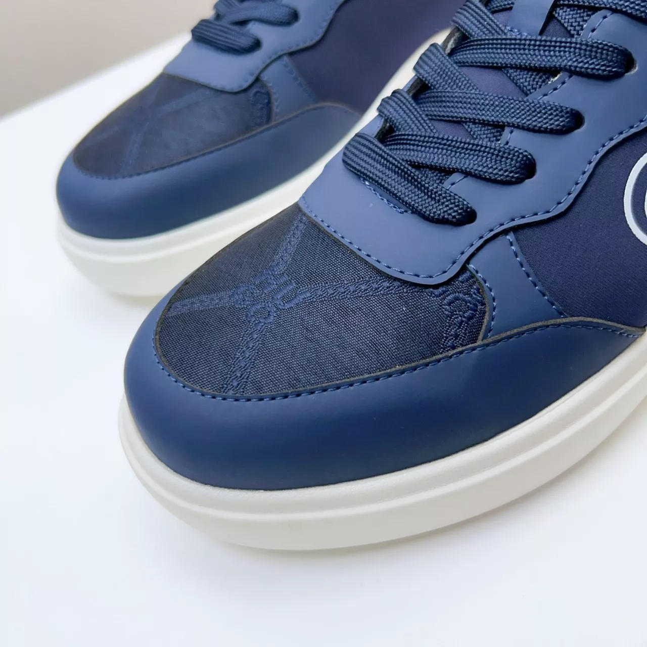 Affordable 7337 Boss Casual Shoes For Men