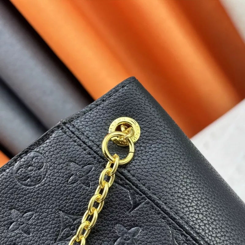 Affordable 7521 Louis Vuitton AAA Quality Messenger Bags For Women