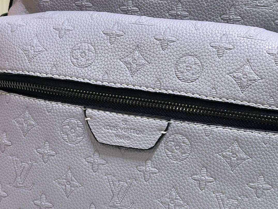 Affordable 7574 Louis Vuitton AAA Quality Backpacks For Unisex