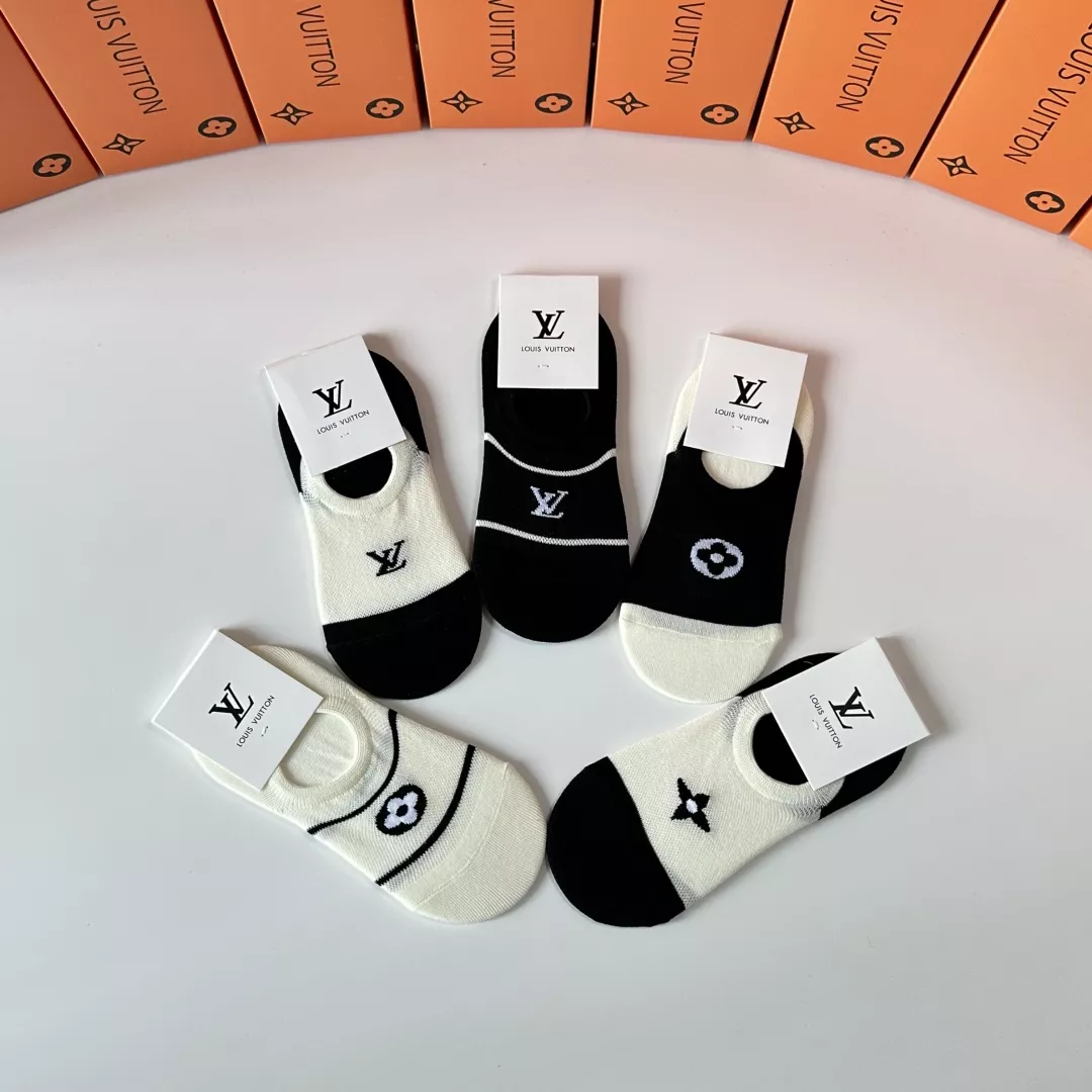 Affordable 7584 Louis Vuitton LV Socks