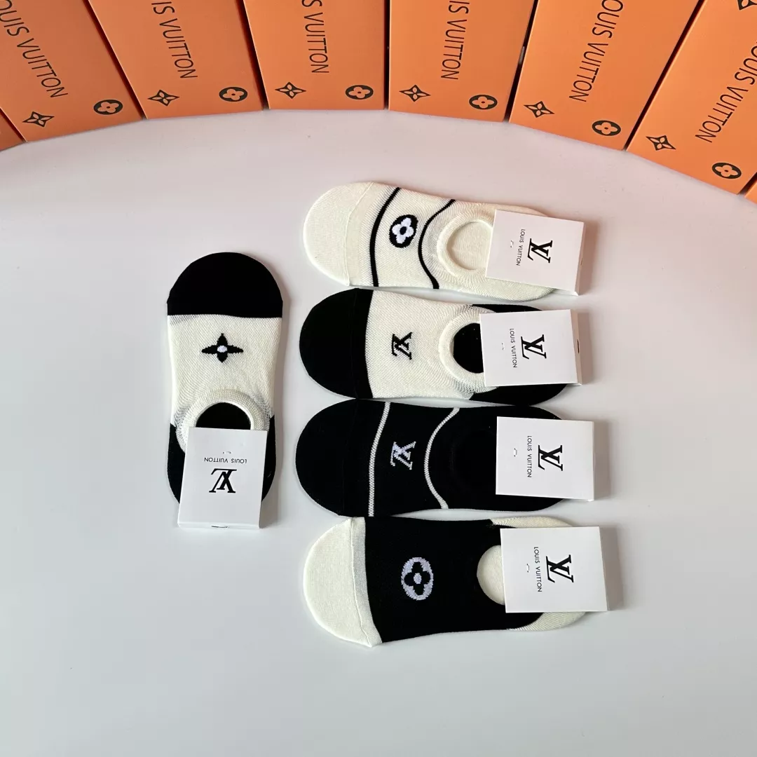 Affordable 7584 Louis Vuitton LV Socks