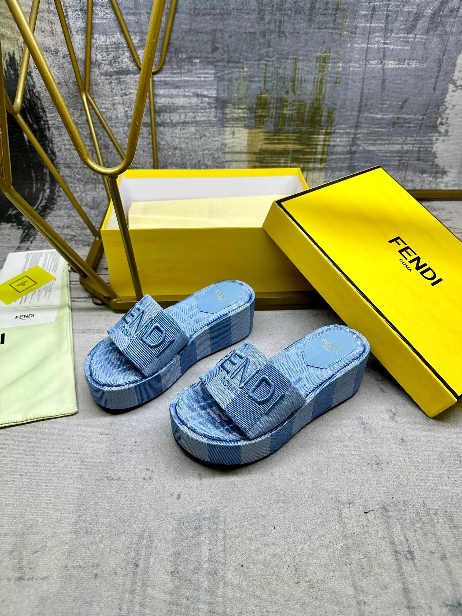 Affordable 767 Fendi Slippers For Women
