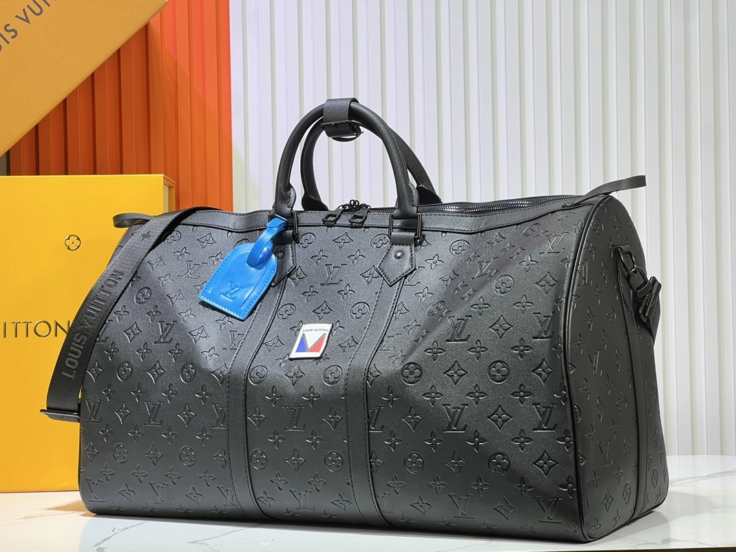 Affordable 7789 Louis Vuitton Travel Bags