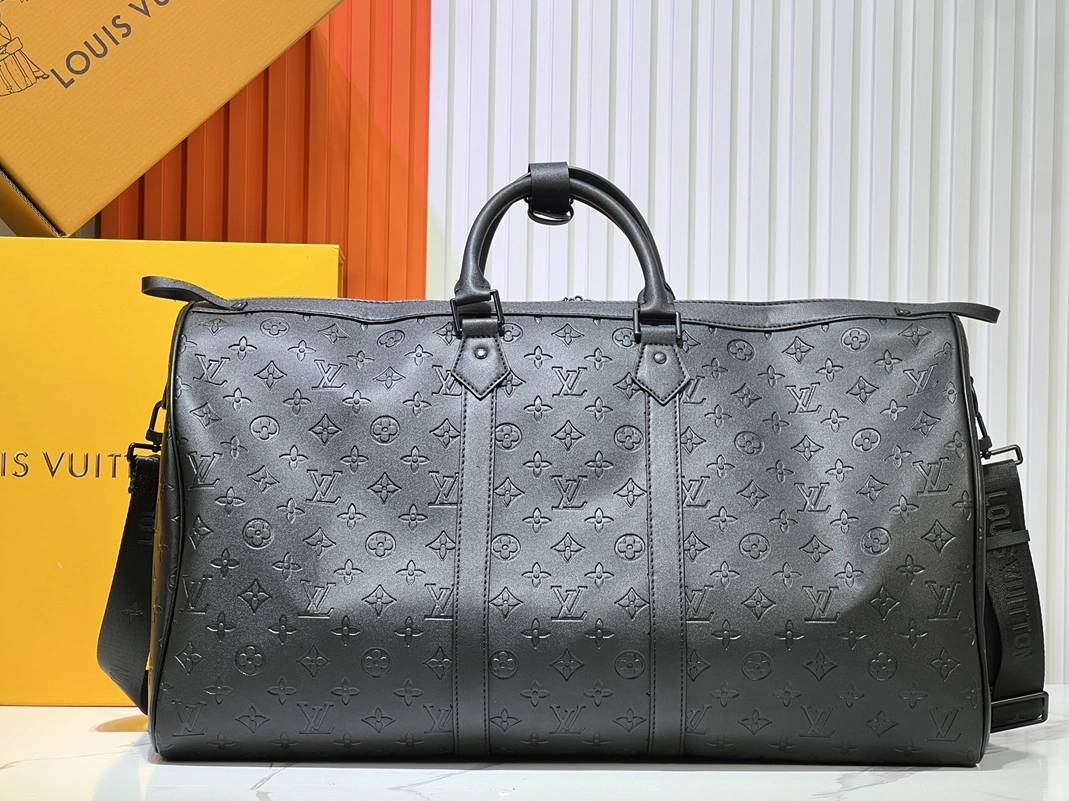 Affordable 7789 Louis Vuitton Travel Bags