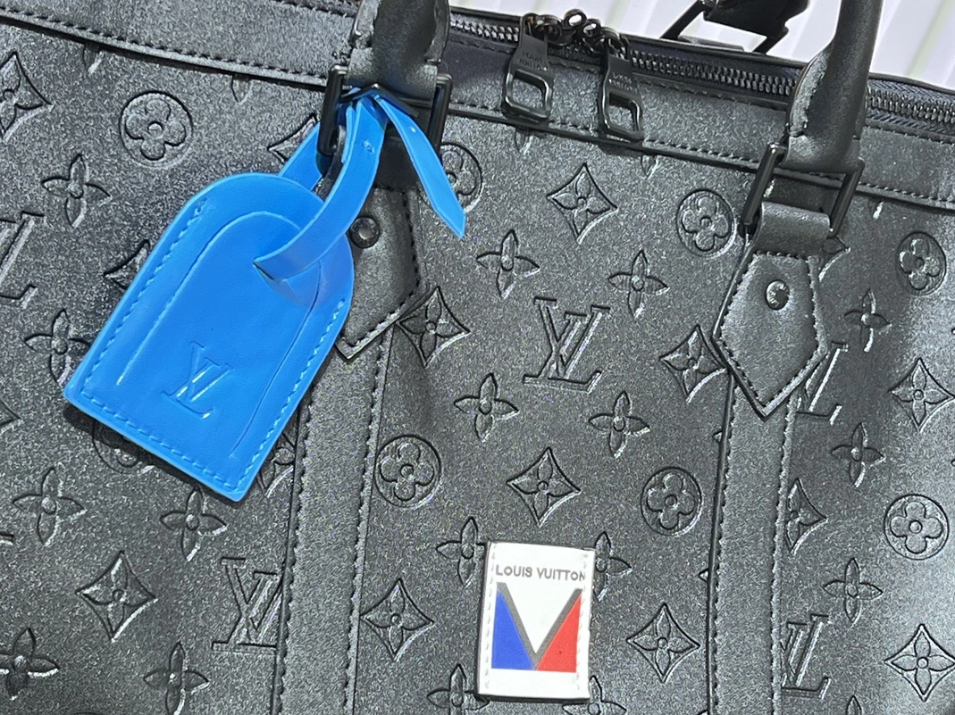 Affordable 7789 Louis Vuitton Travel Bags