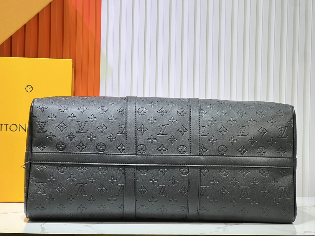 Affordable 7789 Louis Vuitton Travel Bags