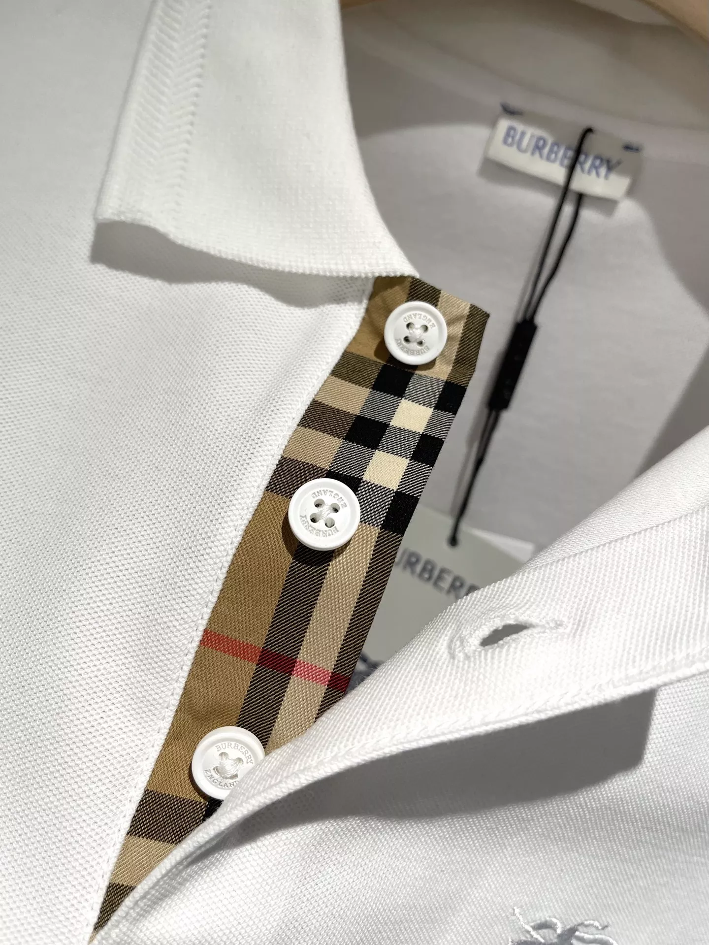 Affordable 7874 Burberry T-Shirts Short Sleeved For Unisex