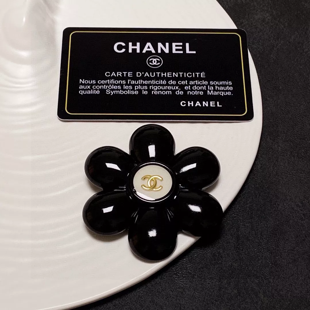 Affordable 8049 Chanel Brooches For Women