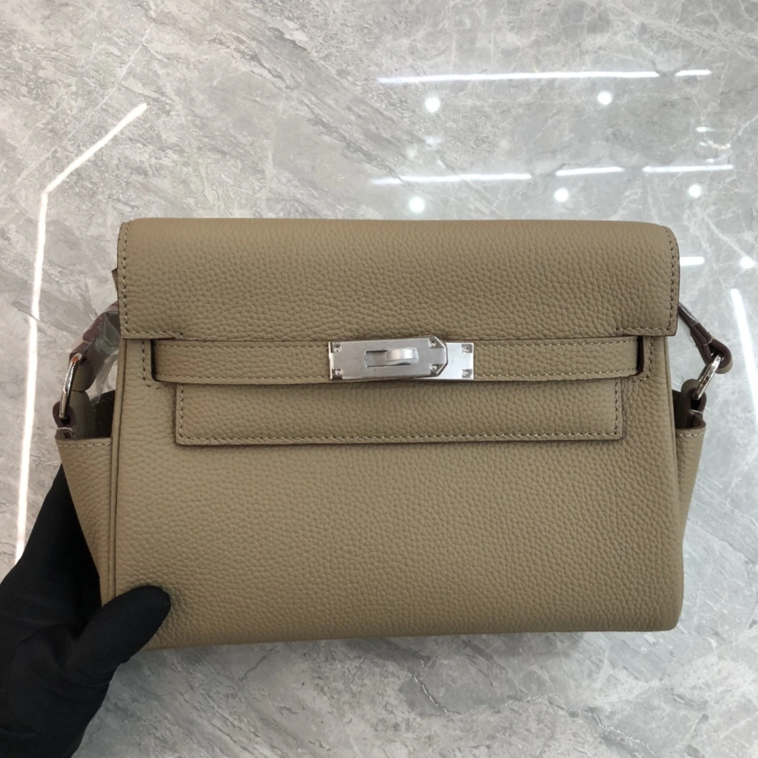 Affordable 8157 Hermes AAA Quality Messenger Bags For Women