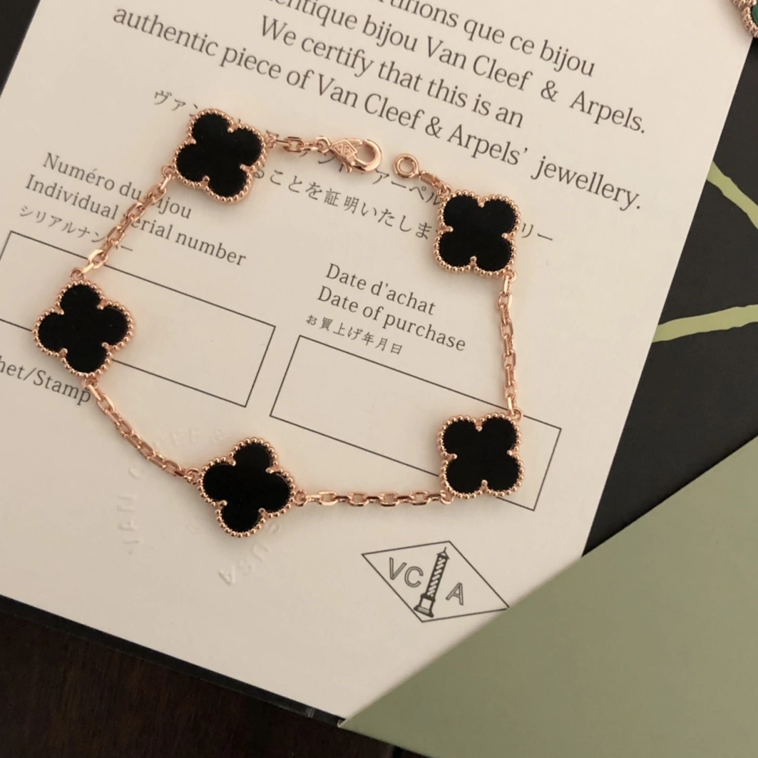 Affordable 8199 Van Cleef & Arpels Bracelets For Women