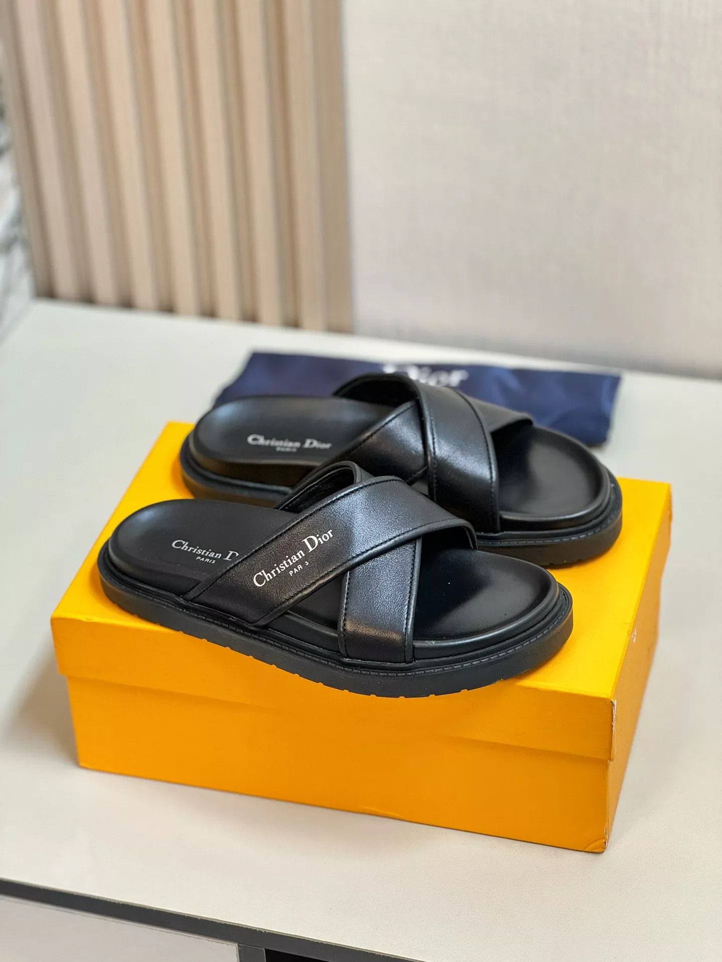 Affordable 8569 Christian Dior Slippers For Men