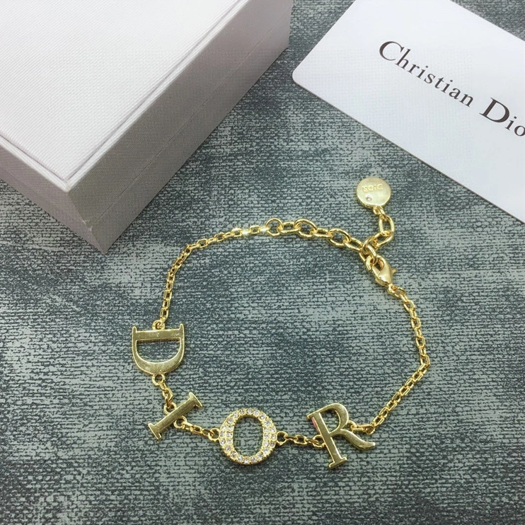 Affordable 8589 Christian Dior Bracelets For Women