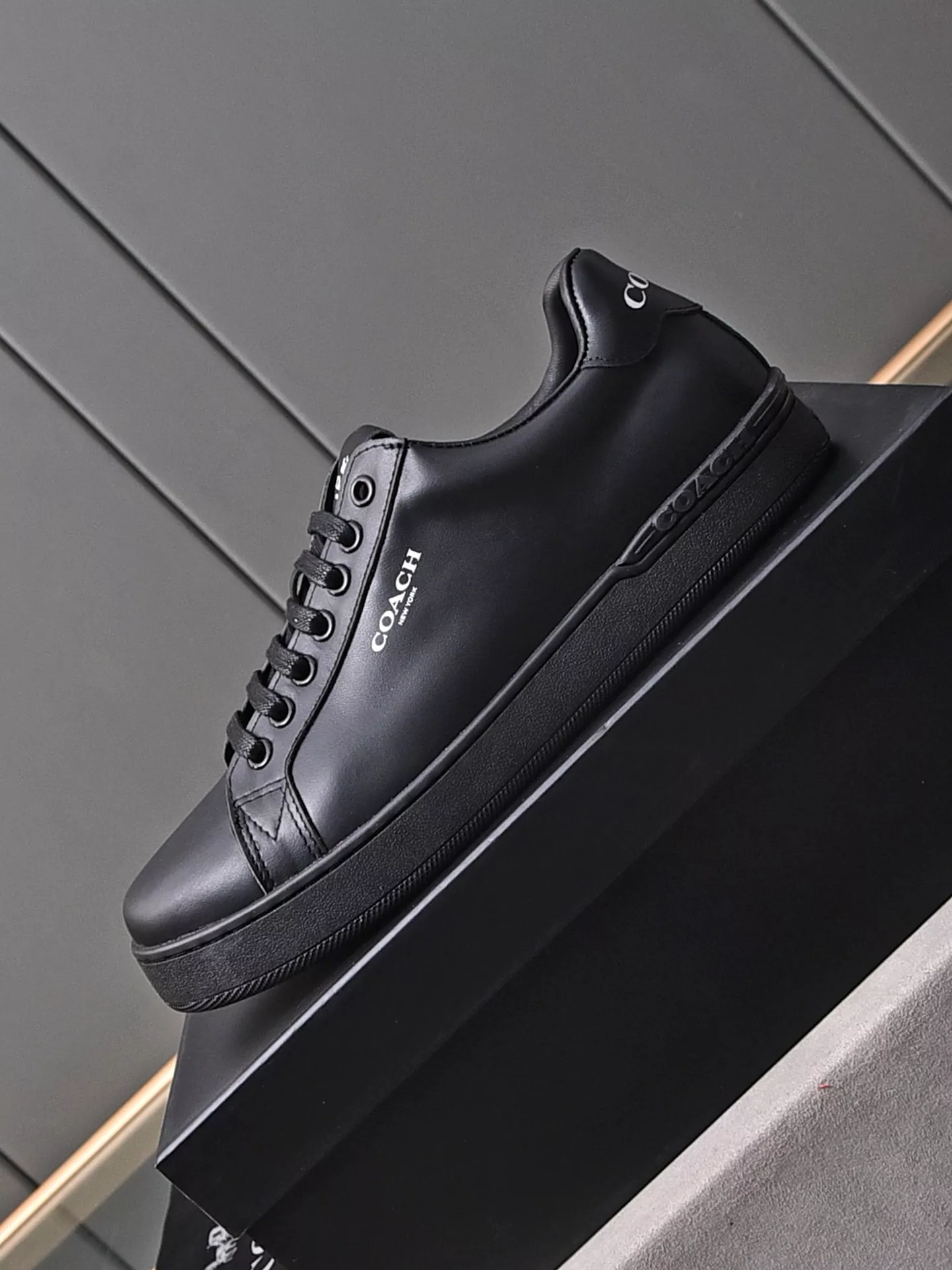 Affordable 8592 Coach Fashion Shoes For Men