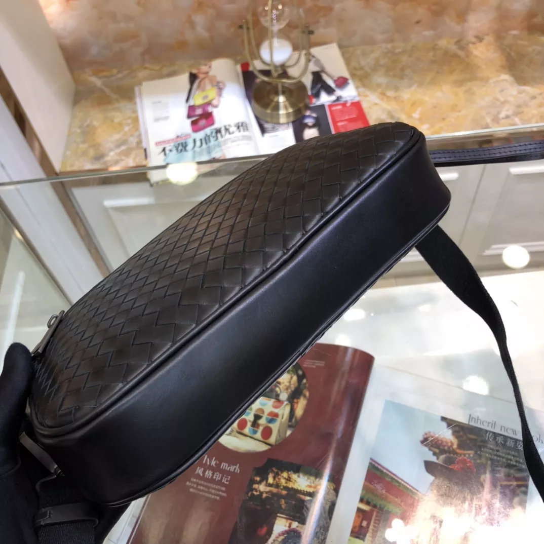 Affordable 8794 Bottega Veneta AAA Man Messenger Bags