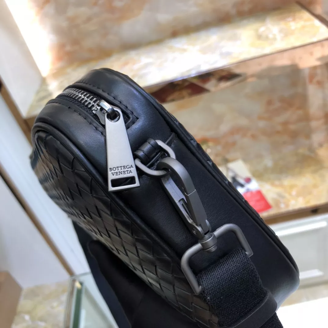 Affordable 8794 Bottega Veneta AAA Man Messenger Bags