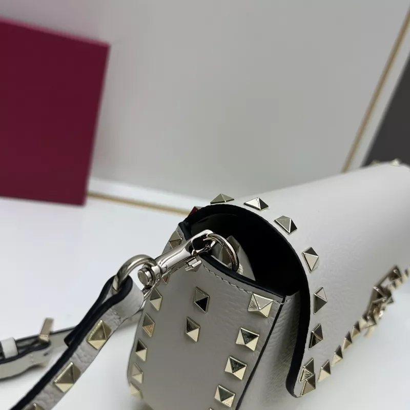 Affordable 8819 Valentino AAA Quality Messenger Bags For Women