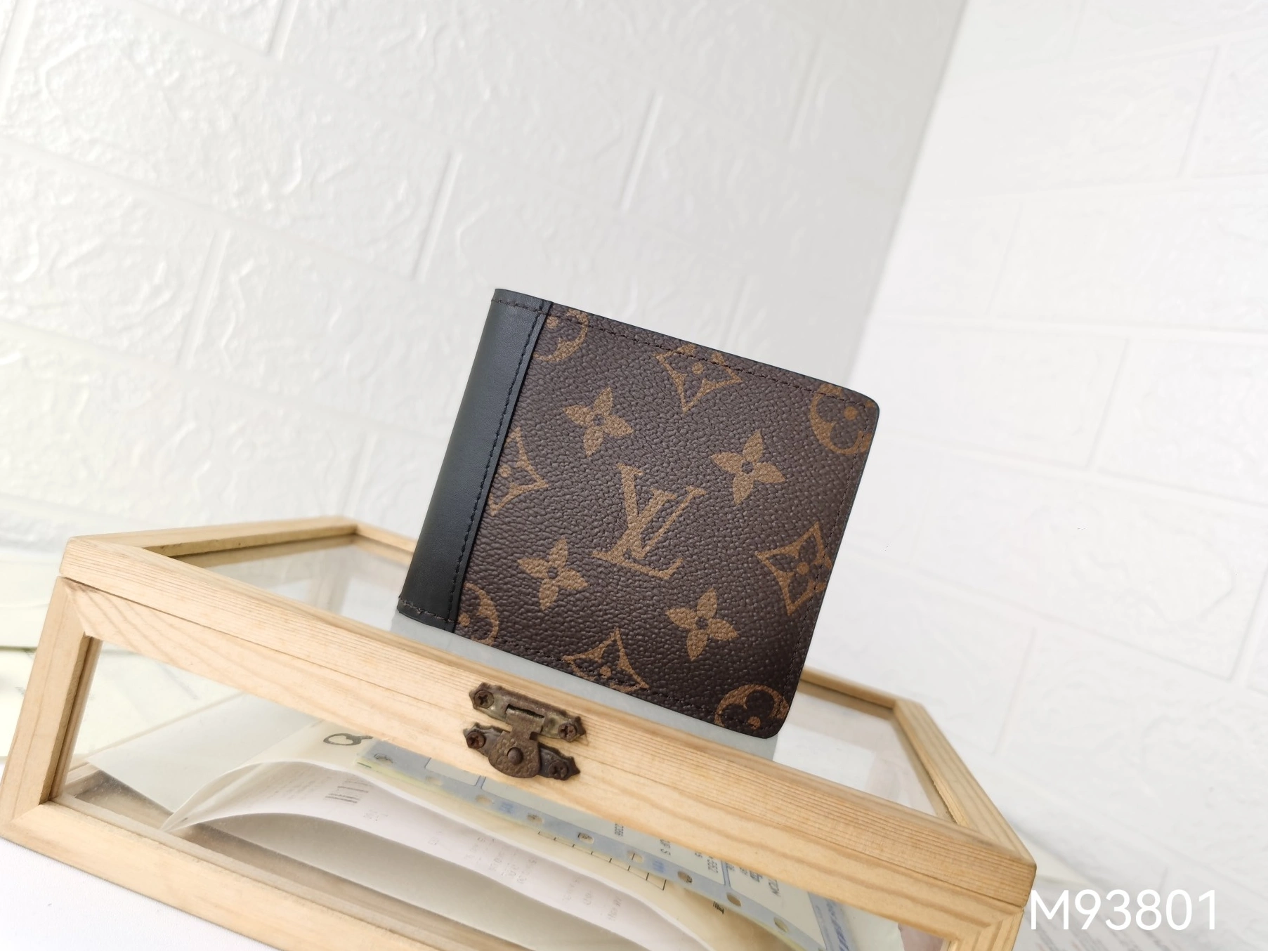 Affordable 8869 Louis Vuitton LV Wallets For Unisex
