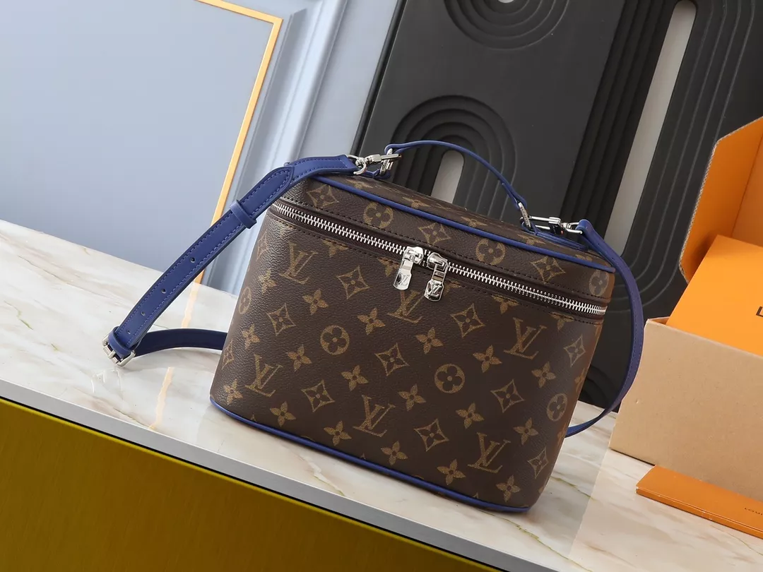 Affordable 8937 Louis Vuitton AAA Quality Handbags For Women