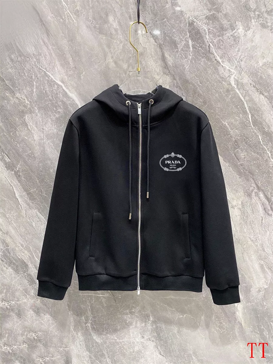 Affordable 8995 Prada Tracksuits Long Sleeved For Men