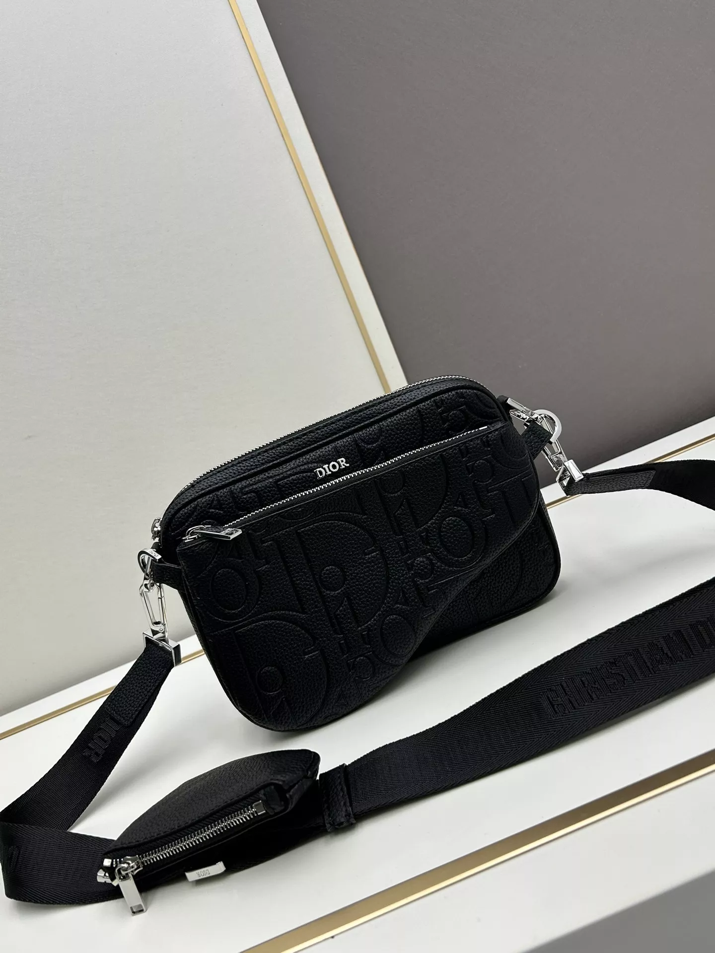Affordable 9182 Christian Dior AAA Man Messenger Bags